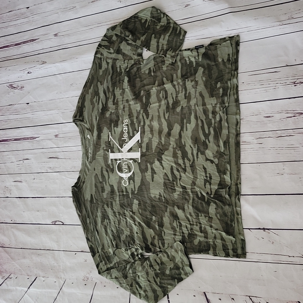 CK camo long sleeve